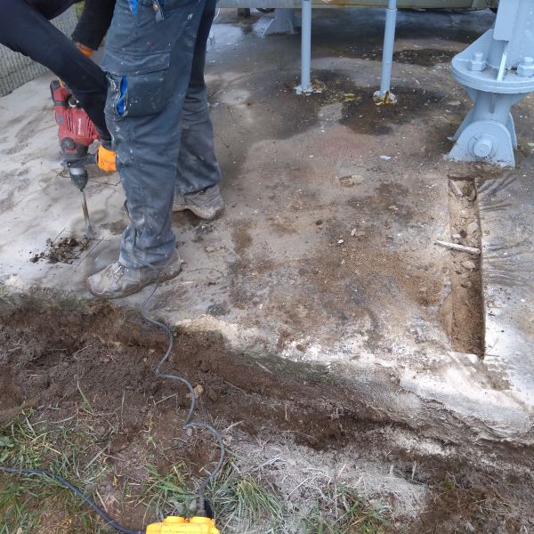 Sanace betonového soklu Frymburk